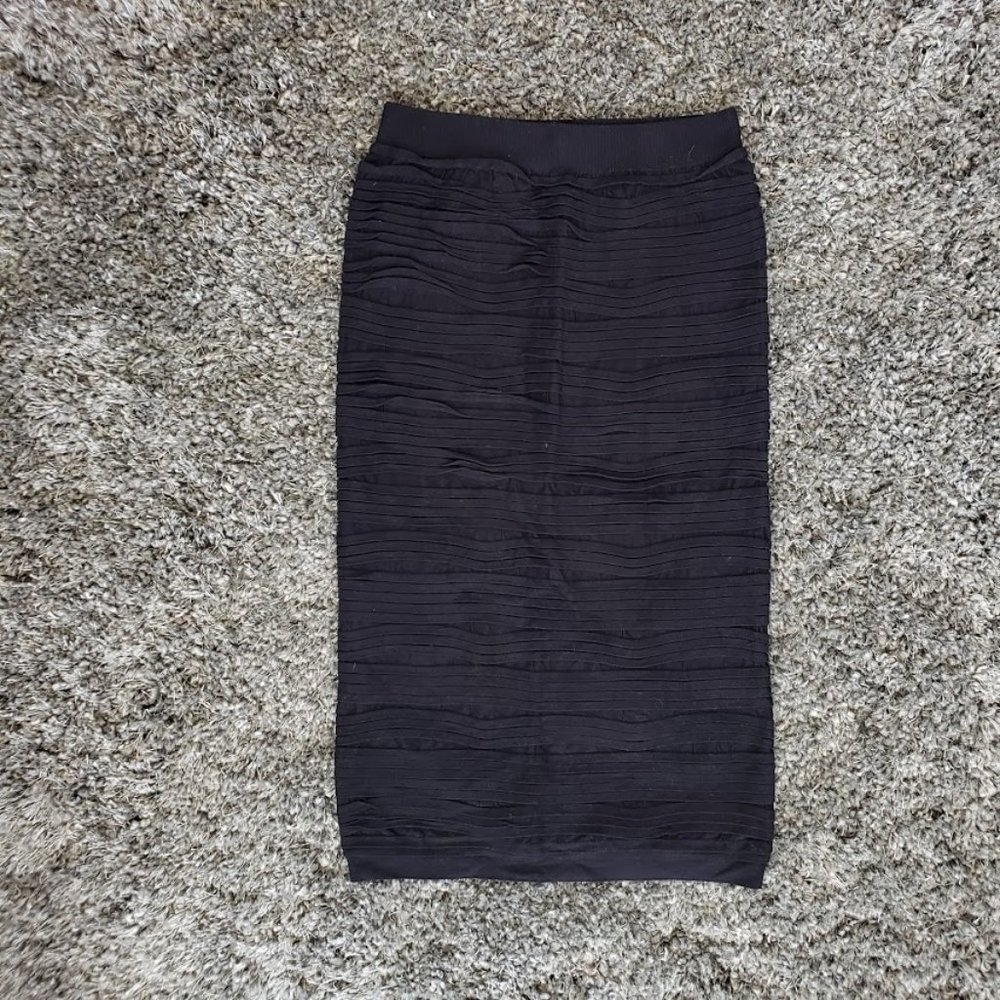 🎈Musa ~ Black Form Fitting Skirt ~ One Size